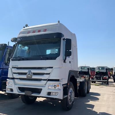 40-60 τόνων χωρητικότητα φόρτωσης Sinotruck HOWO 6X4 ελκυστήρας φορτηγό με βάση έλξης 50 /90