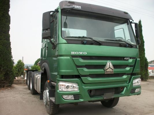 Στρώση Zf Στρώση HOWO 3 άξονες 6X4 Τρακτέρ Τροχαίο Κεφαλή Πρωτοκινητήρα 6800*2500*3200mm