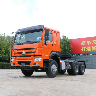 Sinotruck HOWO Πλήρης τροχιάς κίνηση 6X6 Τρακτόρος κεφαλή φορτηγό με χωρητικότητα φόρτωσης 40-60 τόνους