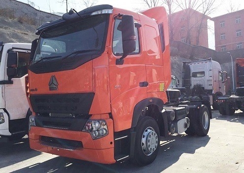 40-60 τόνων χωρητικότητα φόρτωσης Euro2 Sinotruk HOWO 4X2 φορτηγό ελκυστήρα για πρότυπα