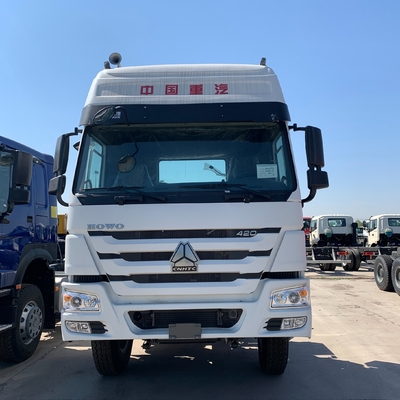 40-60 τόνων χωρητικότητα φόρτωσης Sinotruck HOWO 6X4 ελκυστήρας φορτηγό με βάση έλξης 50 /90