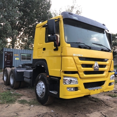 Sinotruk 6X4 Χρησιμοποιημένο φορτηγό έλξης HOWO 2017 με εμπρός άξονα Hf9 και κιβώτιο ταχυτήτων Hw19710