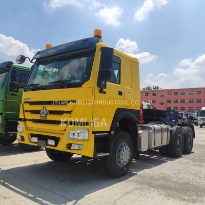 6X4 HOWO Sinotruk ρυμουλκούμενο με πίσω άξονα Hc16 κινητήρα χωρητικότητας &gt; 8L και κατασκευή