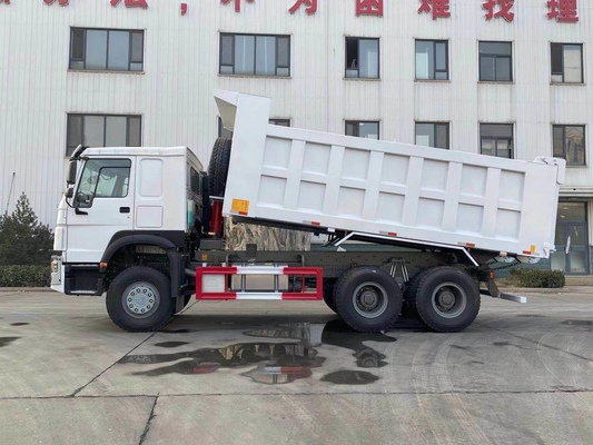 6X4 Sinotruk HOWO 10 Τεχνη Τροχαίο Αμμοσυλλέκτη Τροχαίο Απορριμμάτων με δεξαμενόπλοιο καυσίμου 300L
