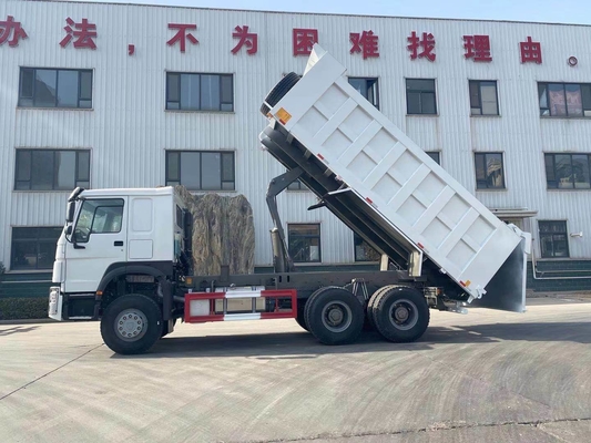 6X4 Sinotruk HOWO 10 Τεχνη Τροχαίο Αμμοσυλλέκτη Τροχαίο Απορριμμάτων με δεξαμενόπλοιο καυσίμου 300L