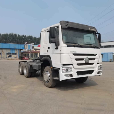 6X4 HOWO Road Man Tractor Head Truck για την Αφρική 2016 Έτος Cummins Isme 420 Μηχανή