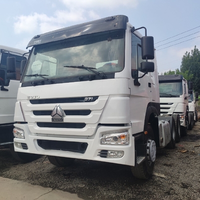 336HP αριστερό κινητήρα Χρησιμοποιούμενο 6X4 HOWO τρακτέρ Euro 2 με εξατομικευμένο αίτημα