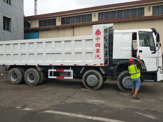 Αρχικό Shacman Sinotruk Χρησιμοποιείται HOWO Αιθιοπία φορτηγό 8500 * 2500 * 3400mm χωρητικότητα κινητήρα &gt; 8L