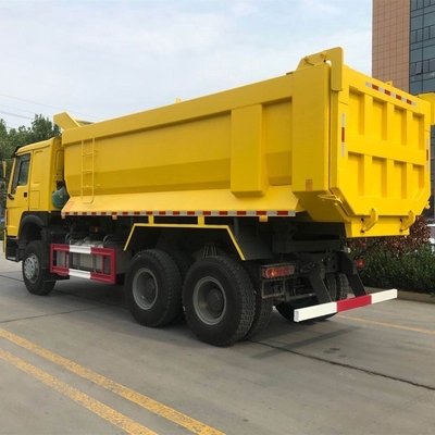 Ένα Sleeper με A / C Sinotruck HOWO 371 420HP βαρύ φορτίο 10 τροχών Τελαχιστοφόρο 40t