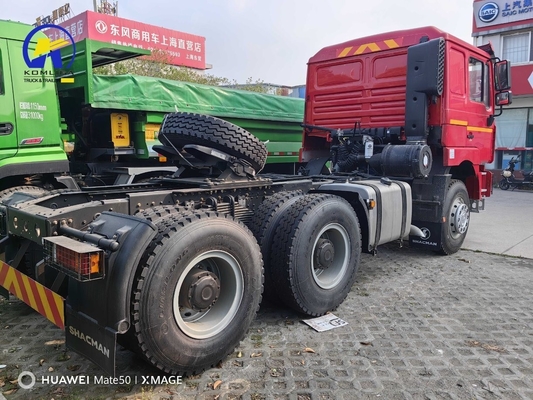 Shacman 6X4 Tractor Truck Head Χρησιμοποιείται με αλουμινένιο δεξαμενόπλοιο 400L και 10 τροχούς