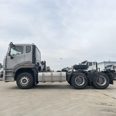 40-60 τόνων χωρητικότητα φόρτωσης Sinotruk HOWO 3 άξονες ρυμουλκούμενο κεφάλι φορτηγού με απόδοση