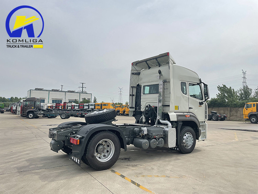 Sinotruk HOWO 4X2 4X4 Prime Mover 6 τροχών ημιτελή ρυμουλκούμενο ελκυστήρας κεφαλή φορτηγό με ελαστικά