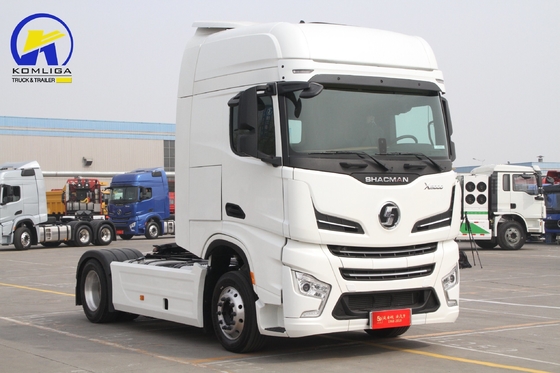 Χρησιμοποιούμενο Shacman 4X2 6tyles Semi Trailer Tractor Truck Ιδανικό για τις αγορές της χώρας