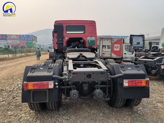 Τεχνικά ανταλλακτικά Υποστήριξη Sinotruk HOWO 6X4 Τρακτέρ για την Αφρική 6800*2500*3200mm