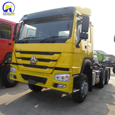 Zz4257s3241W 6X4 420 HP Ντίζελ κινητήρας HOWO ελκυστήρας ρυμουλκούμενο κεφάλι φορτηγού για την απόδοση