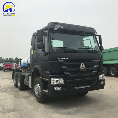 Zz4257s3241W 6X4 420 HP Ντίζελ κινητήρας HOWO ελκυστήρας ρυμουλκούμενο κεφάλι φορτηγού για την απόδοση