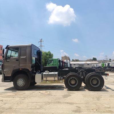 Sinotruk HOWO 3 Άξονες Τρακτέρ Φορτηγό Πύργο Φορτηγό για 21-30 τόνων χωρητικότητας φορτίου Euro2 εκπομπή