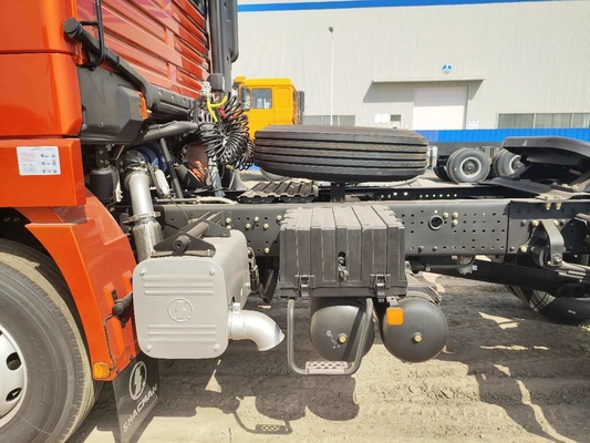 2 άξονες 3 άξονες Shacman 4X2 6X4 ελκυστήρας φορτηγό Prime Mover με 400L Αλουμινίου πετρελαϊκό δεξαμενόπλοιο