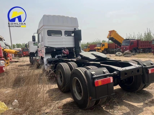 Ραδιακό σχέδιο ελαστικών Shacman 6X4 Trailer Head Τρακτέρ φορτηγό με μπροστινό άξονα 7,5 τόνων