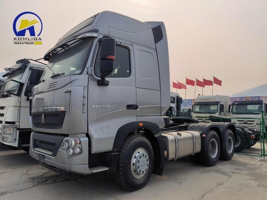Sinotruk HOWO φορτηγό 6X4 10 τροχών Χρησιμοποιημένο φορτηγό τρακτέρ με 400L Αλουμινίου πετρελαϊκό δεξαμενόπλοιο