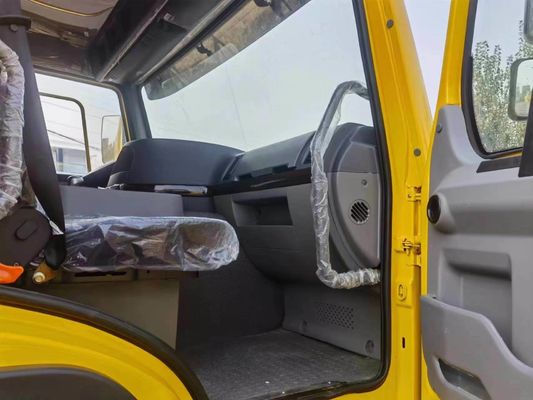 HOWO 8X4 Τελαχιστοφόρος Τελαχιστοφόρος για την Αφρική 20cbm Διάμετρος κουβάς 25-30 τόνων χωρητικότητα