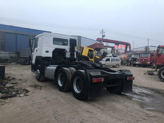 Αφρική Χρησιμοποιούμενο Sinotruk HOWO 371HP 420HP 6X4 Trailer Head Tractor Horse Tipper Tractor Truck