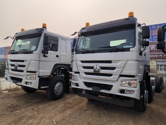 Sinotruk HOWO 10 τροχοί Χρησιμοποιούμενα 6X4 Τρακτέρ Τρακτέρ Μετρητή &gt; 8L Α/Κ καμπίνα