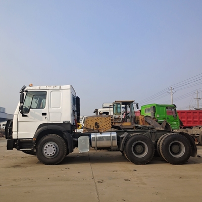 Σινο Truck HOWO 6X4 Τρακτέρ Truck/ Prime Mover με βάση έλξης 50 /90 Προαιρετικό