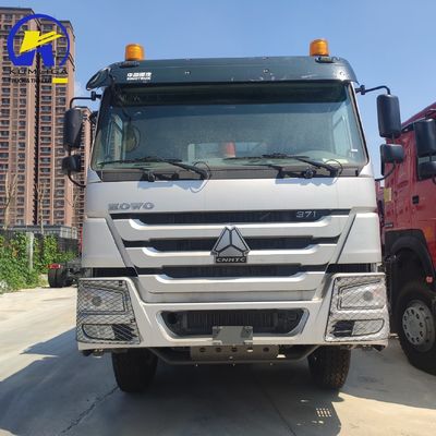 Sinotruck HOWO 8X4 Καμιόνι 12τροχών Euro2/3 βαρύ φορτίο κατασκευασμένο σε ελαστικό 10 1 ανταλλακτικό