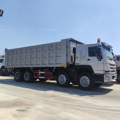 Sinitruk HOWO βαρύ φορτίο 8X4 φορτηγό 351-450 ίππων Ένα καμπίνο υπνοδωμάτιο με κλιματισμό
