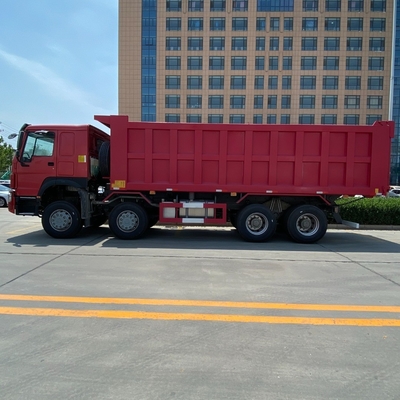 Κόκκινο HOWO 8X4 375/400/420HP 12 τροχών φορτηγό σκουπιδοτενεκέ φορτηγό με 300L δεξαμενή καυσίμου