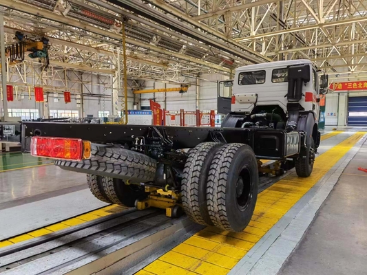 Beiben Benz 4X2 6X4 Prime Mover Tractor Head Truck με σχεδιασμό ακτινοβολικού ελαστικού