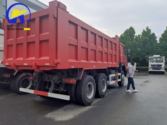 Στυλ ανύψωσης εμπρός Χρησιμοποιούμενο Sinotruk HOWO 6X4 10 τροχών Ντάμπερ Τίπερ Τίππινγκ Ντάμπερ Τράκ