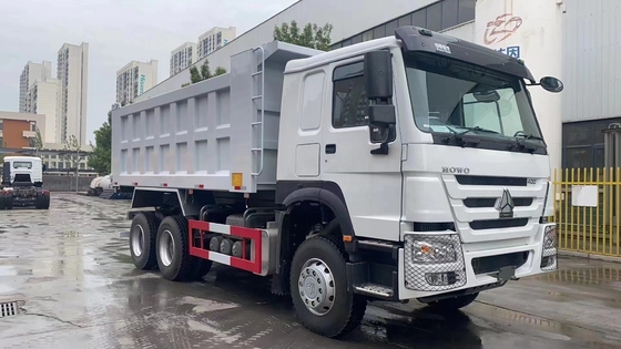 Σχεδιασμός ακτίνων ελαστικών HOWO Th7 6X4 Dumper Box Dumo Truck/Tipper Truck με πίσω άξονα Hc16