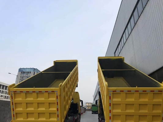 Προϊόντα 8X4 12 τροχών βαρύ φορτηγό Sinotruk Χρησιμοποιημένο φορτηγό σκουπιδιών με 375 ίππους