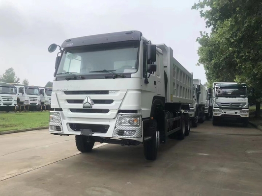 Χρησιμοποιούμενο φορτηγό HOWO 6X4 με διαστάσεις κουβάς 20cbm και εξαιρετική κατάσταση