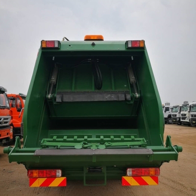 Σινο Truck HOWO 4X2 Mini 5 Ton Compactor Garbage Truck Μέγεθος για πρότυπο εκπομπών Euro 2
