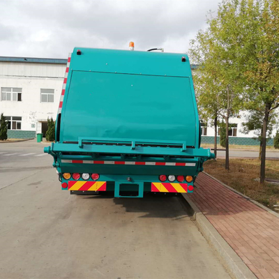 Σινο Truck HOWO 4X2 Mini 5 Ton Compactor Garbage Truck Μέγεθος για πρότυπο εκπομπών Euro 2