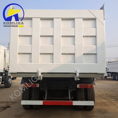 Ένα Sleeper με A / C Sinotruk HOWO 10 τροχούς 371HP φορτηγό 21-30t χωρητικότητα φορτίου