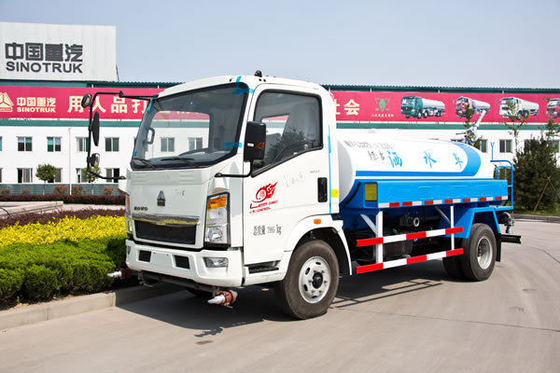 30T ωφέλιμο φορτίο Sinotruck HOWO 4X2 Mini 2000 γαλόνια φορτηγό νερού με κινητήρα D12.42
