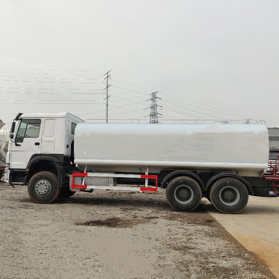 Sinotruck HOWO 371HP 6X4 φορτηγό δεξαμενών νερού με χωρητικότητα κινητήρα&gt; 8L και ανθεκτική σχεδίαση