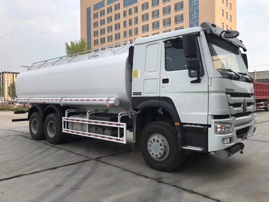 Sinotruck HOWO 6X4 371HP 380HP 20000L φορτηγό δεξαμενής καυσίμου με πιστοποίηση GCC και ελαστικά