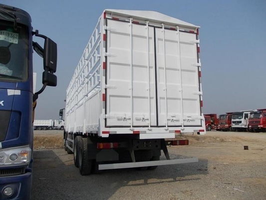 Sinotruck 6X4 Αεροκινητήρα &gt; 8L 371HP 30 τόνους HOWO 10 τροχούς φορτηγό εξατομίκευση