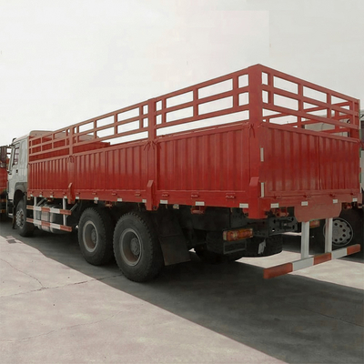 6X4 Sinotruk Μεταφορικό όχημα Box φορτηγό με τεχνική υποστήριξη ανταλλακτικών