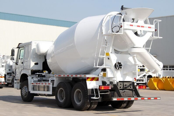 Sinotruck HOWO 6X4 Mixer Cement Τεχνόφορο 8 κυβικών μέτρων 371HP για την αφρικανική αγορά