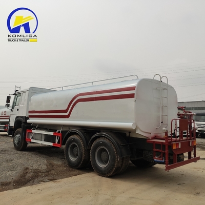 20 κυβικά μέτρα Sinotruck HOWO 6X4 Καμιόνι δεξαμενής ψεκασμού νερού με κινητήρα Wd615.47