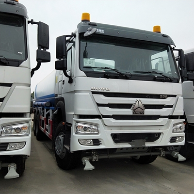 Sinotruk HOWO Καμπίνα φορτηγού με δεξαμενή νερού με έναν υπνοδωμάτιο και δύο θέσεις