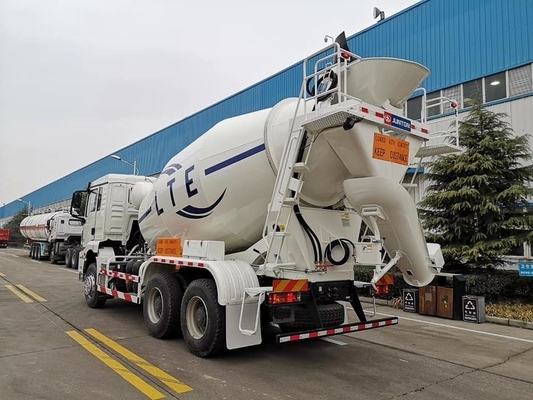 8-10cbm HOWO Shacman Cement Mixer Truck χειροκίνητη μετάδοση για την Αφρική