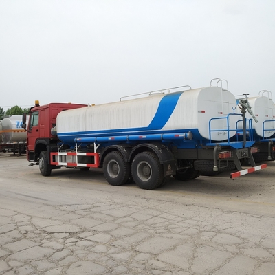 Sinotruck HOWO 6*4 10 τροχών Χρησιμοποιούμενο φορτηγό δεξαμενής νερού με κινητήρα D12.42 και δεξαμενή καυσίμου 400L