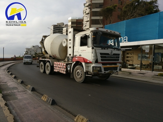 Σχεδιασμός ακτινοειδών ελαστικών Shacman F3000 Φορτηγό μικτήρα σκυροδέματος για μεγάλα κατασκευαστικά έργα